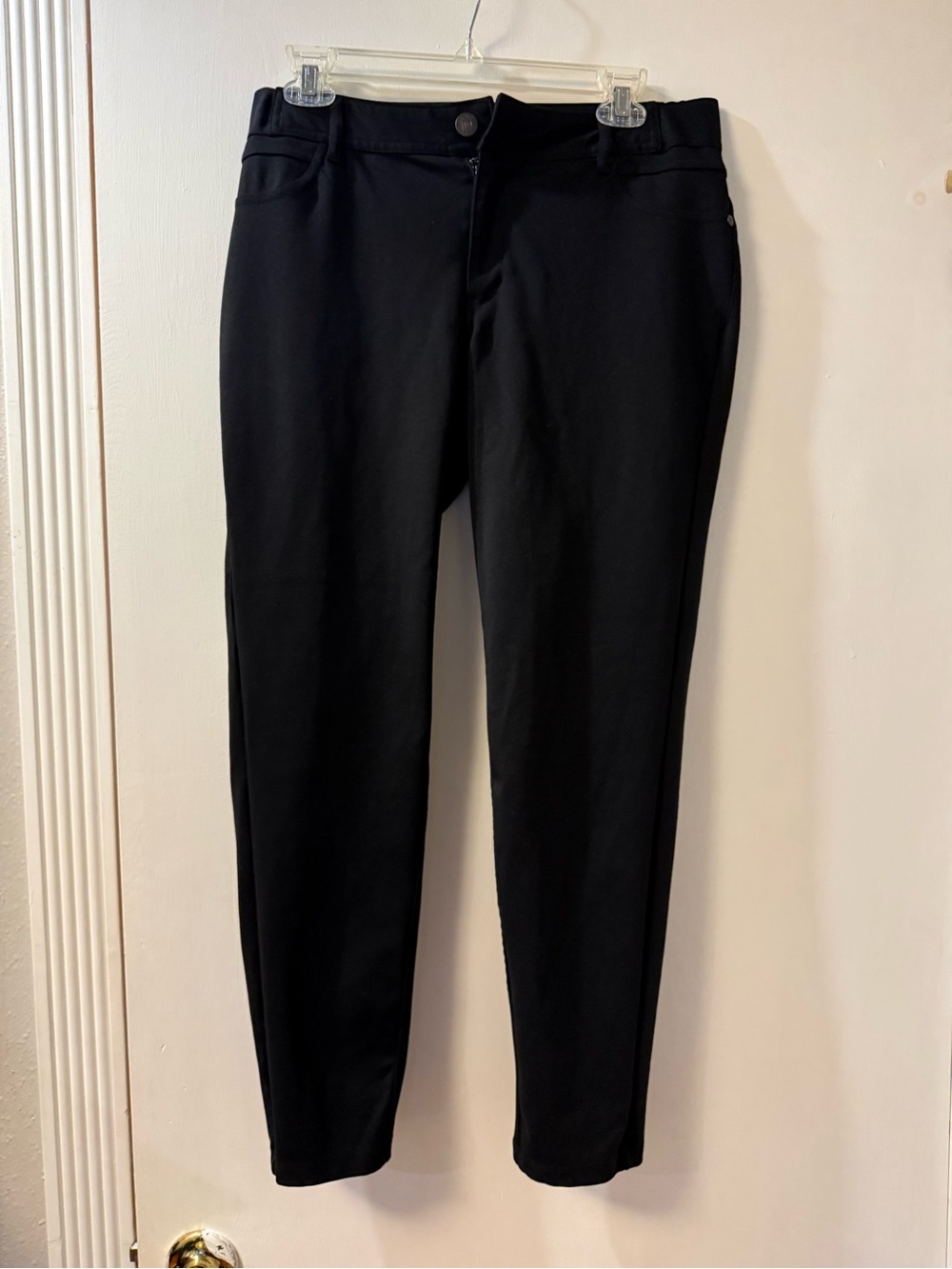 Vera Wang Black Slim Ponte Pants